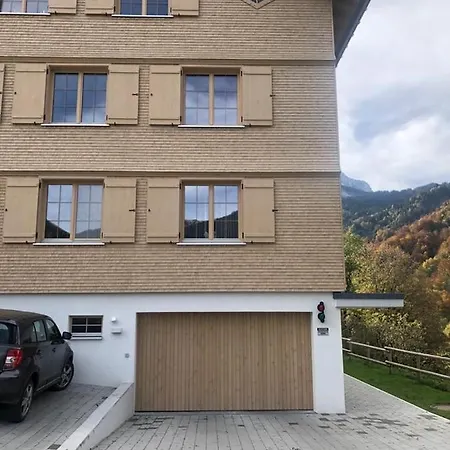 Schnetzer Au Apartment *