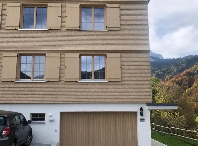 Schnetzer Au Апартаменты *